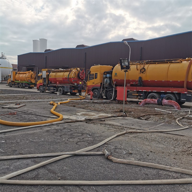 安源污水池清理